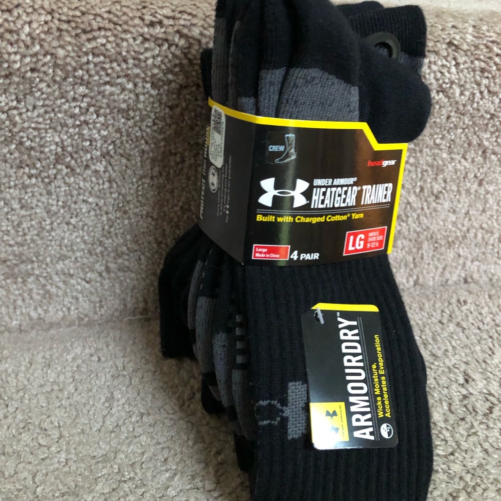 New 4 pairs Under Armour Mens headgear trainer socks